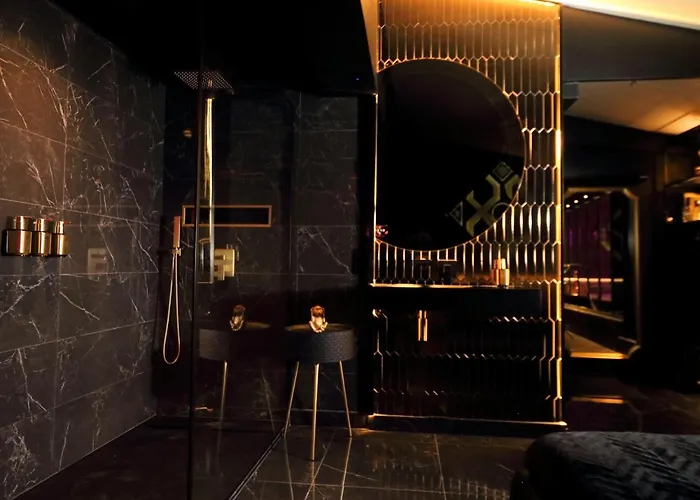 Love hotel Sxcape *